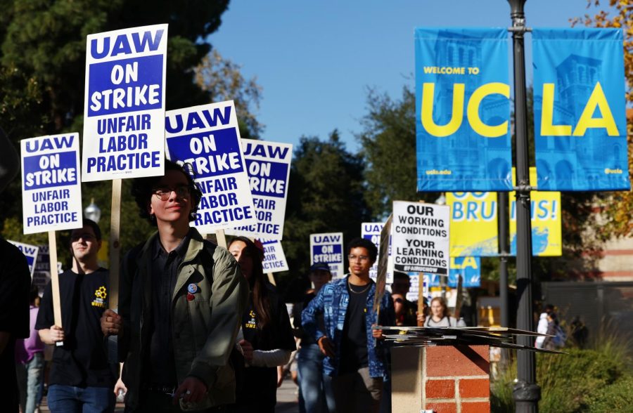 UC academic workers on strike at UCLA