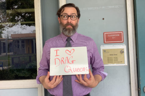 Mr. Shive holding an “I love drag queens” sign.