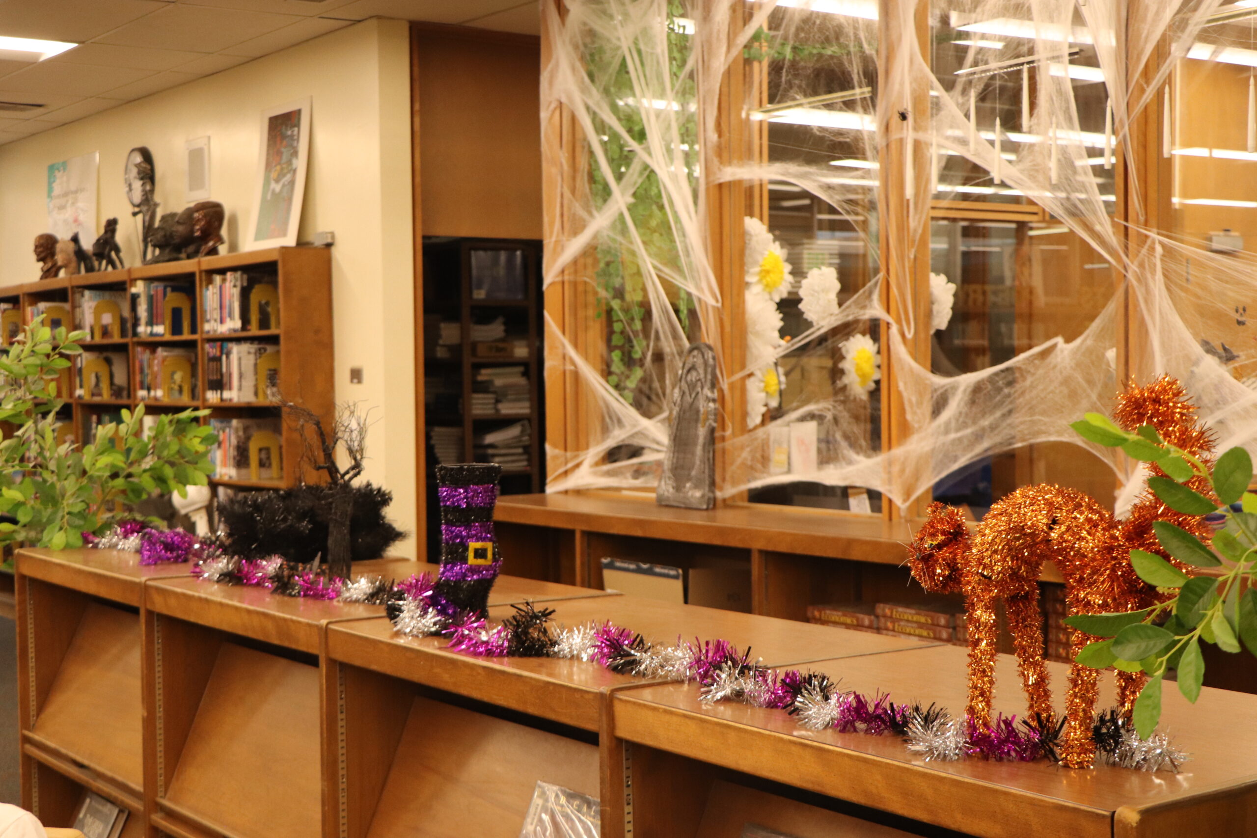 DP Library decorated for Halloween